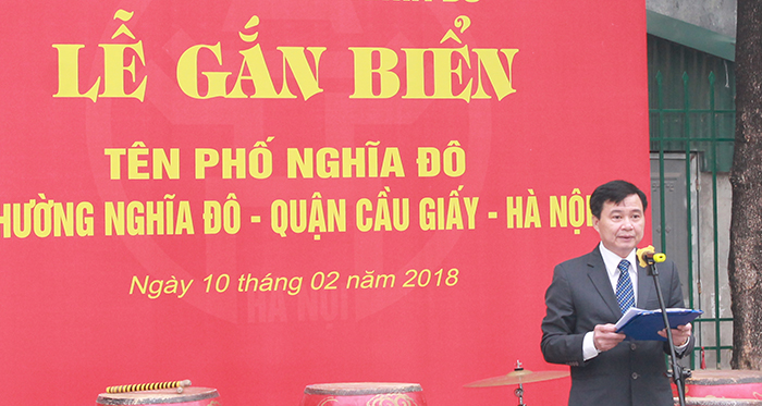 Quận Cầu Giấy gắn biển tên phố Nghĩa Đô